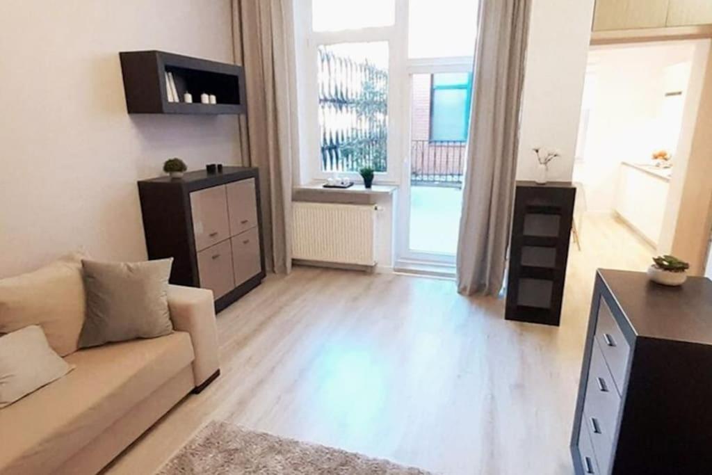 Rondo Onz Metro, Krochmalna 32A Street Varsovie Extérieur photo