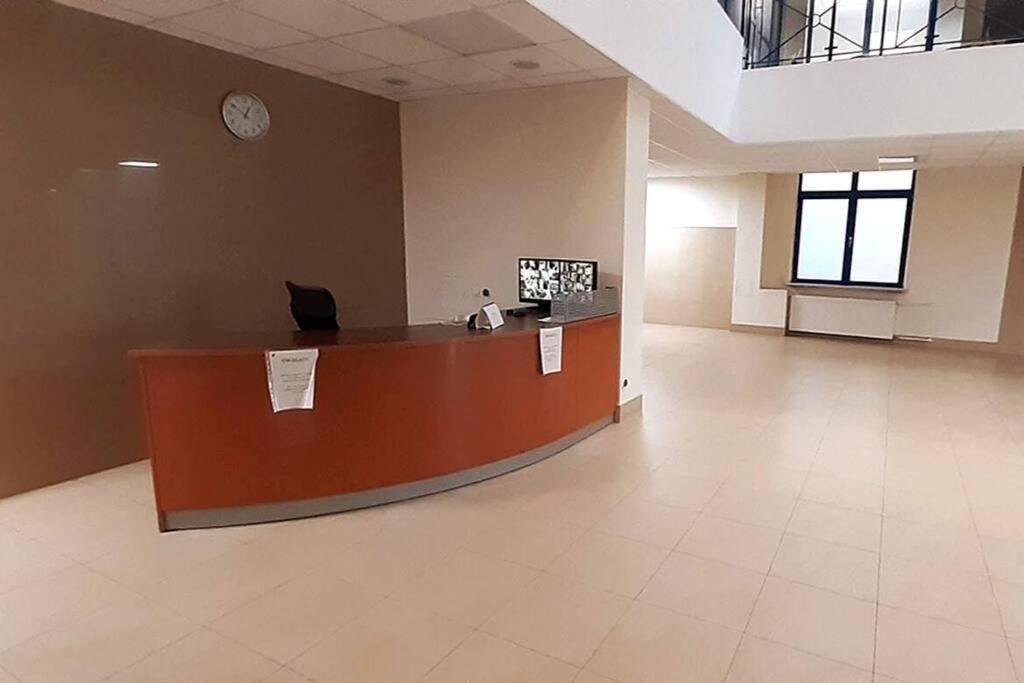 Rondo Onz Metro, Krochmalna 32A Street Varsovie Extérieur photo